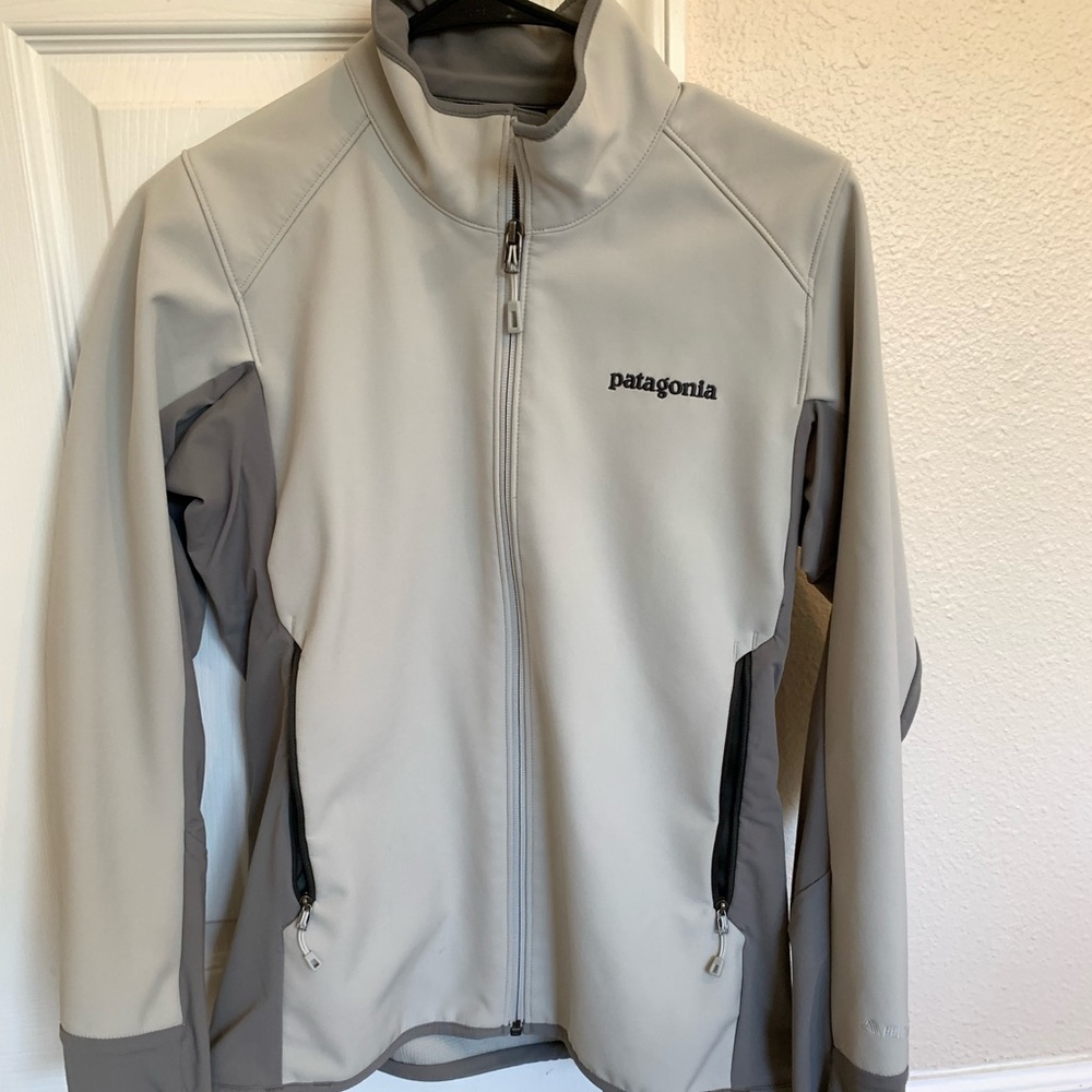 Patagonia Women’s Softshell Jacket-XS-